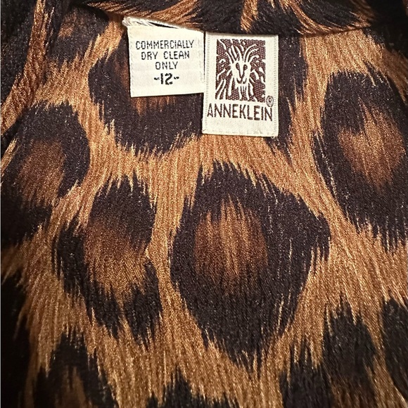 Vintage Anne Klein Designer/Luxury Leopard Print Blouse with Cuff Buttons - Picture 10 of 10